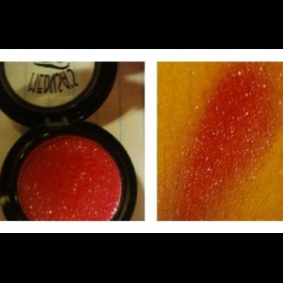 🤍🌟ELECTRO RED Medusa Makeup Shadow NWT - Picture 4 of 9